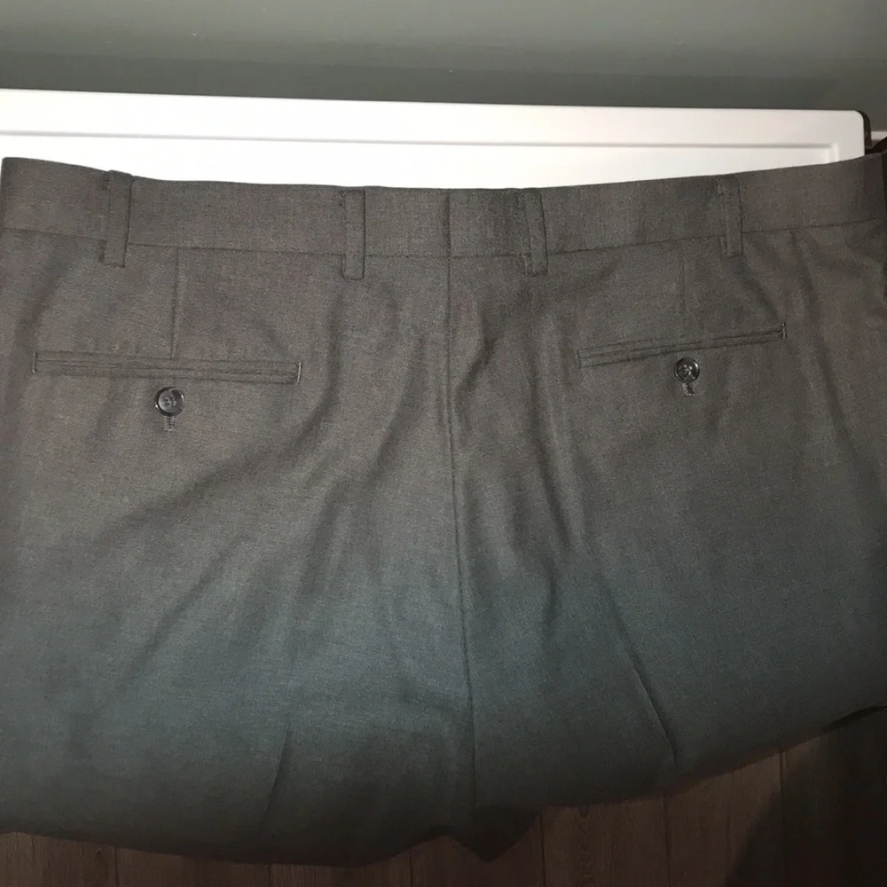 Men’s Alfani Grey full suit - Picture 8 of 8